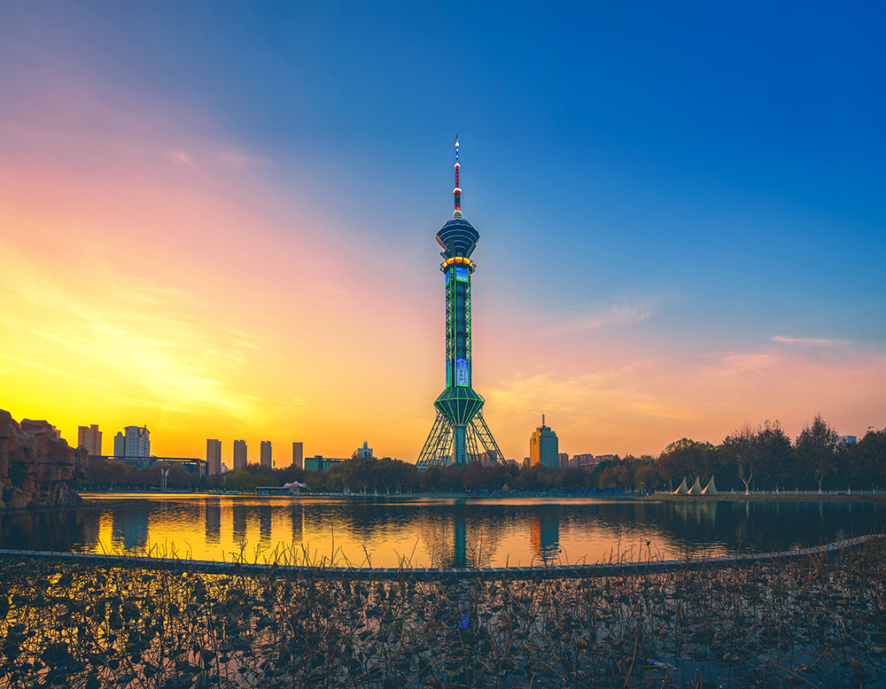 PHP在公司网站制作系统框架设计中的核心应用与实践